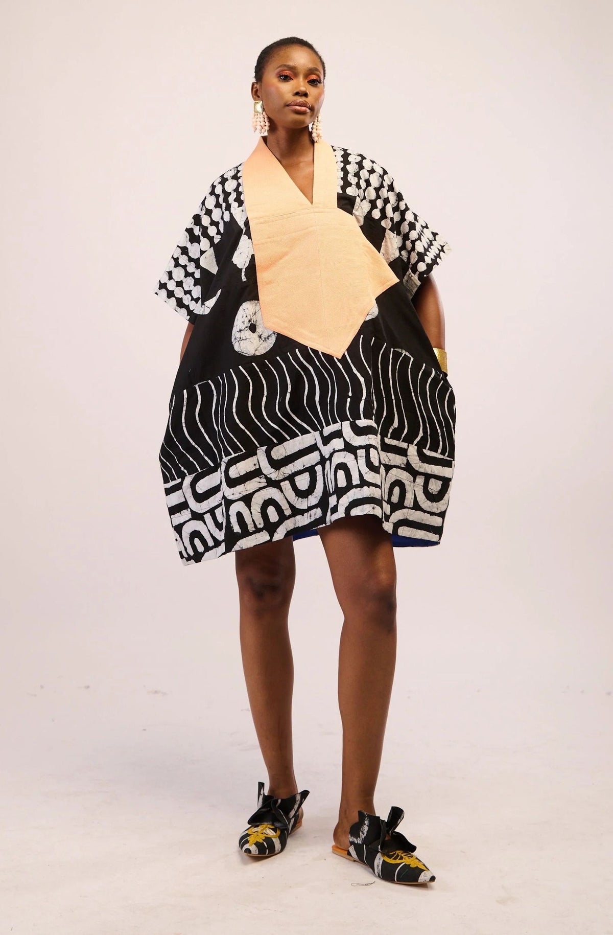 Mini Agbada (B/W)